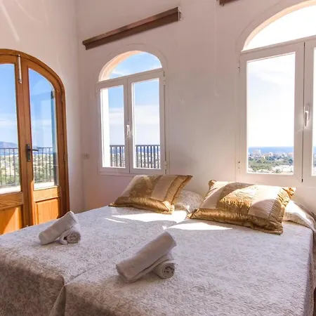 Na Penyal Ref 246 فيلة