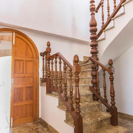 Villa Na Penyal Ref 246